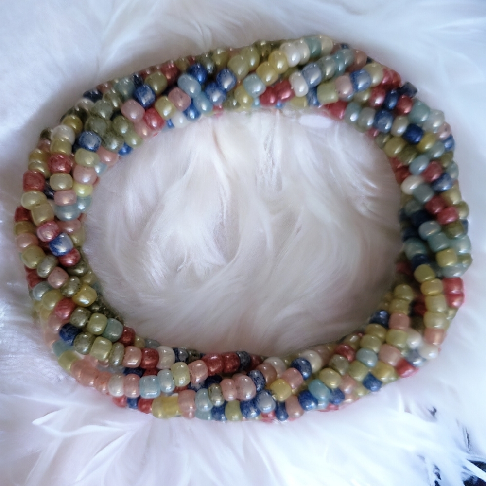 Child's Pastel Hand Crafted Beaded Wire Bracelet 1 3/4" Powwow Regalia